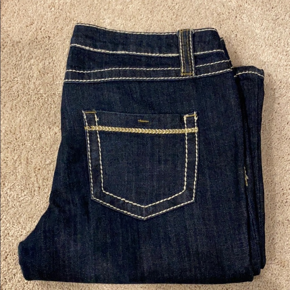 Regular dark blue jeans